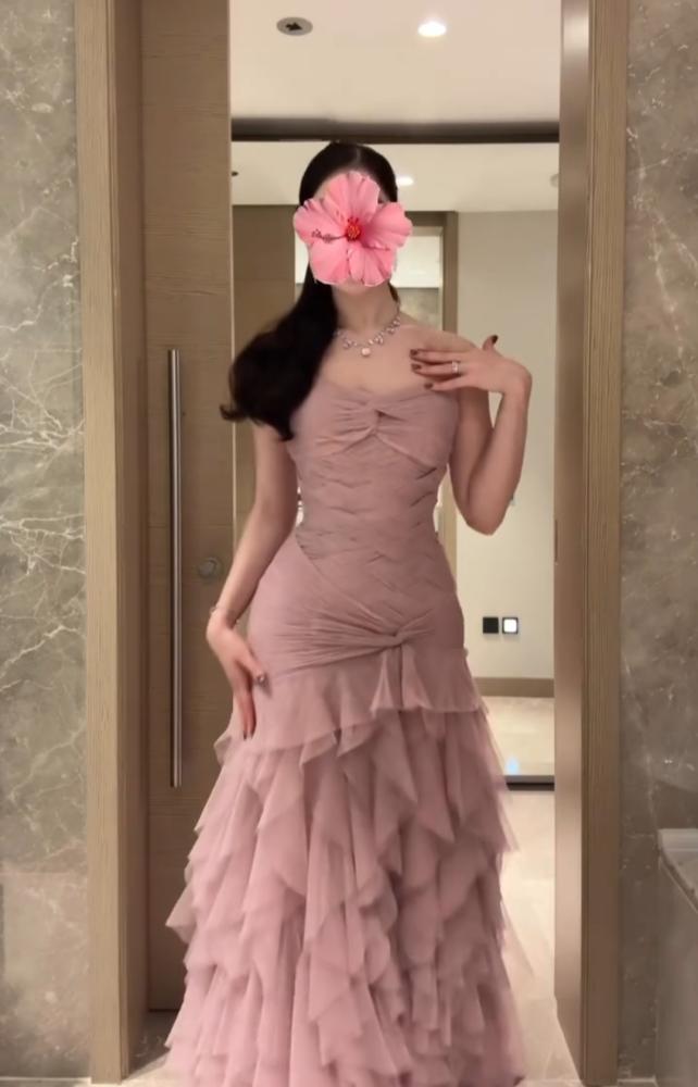 فستان سهره كلاسيكي لحمي