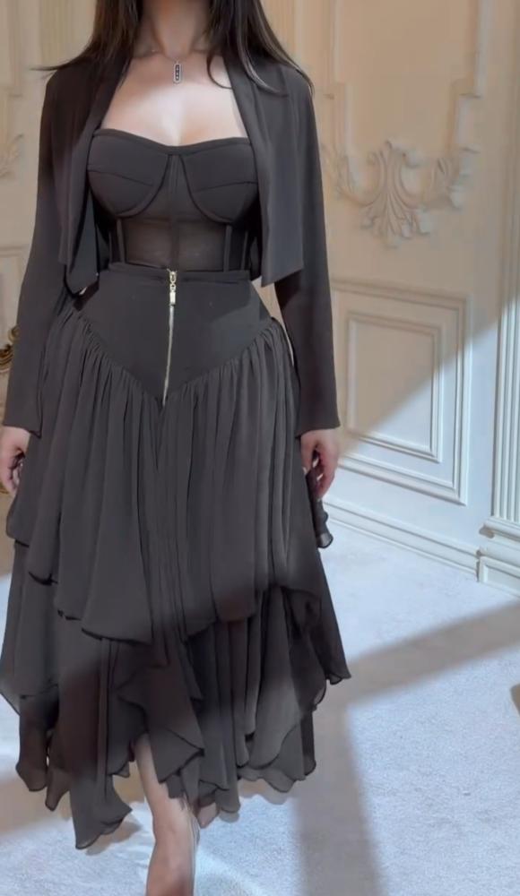 فستان سهره ناعم انيق بني