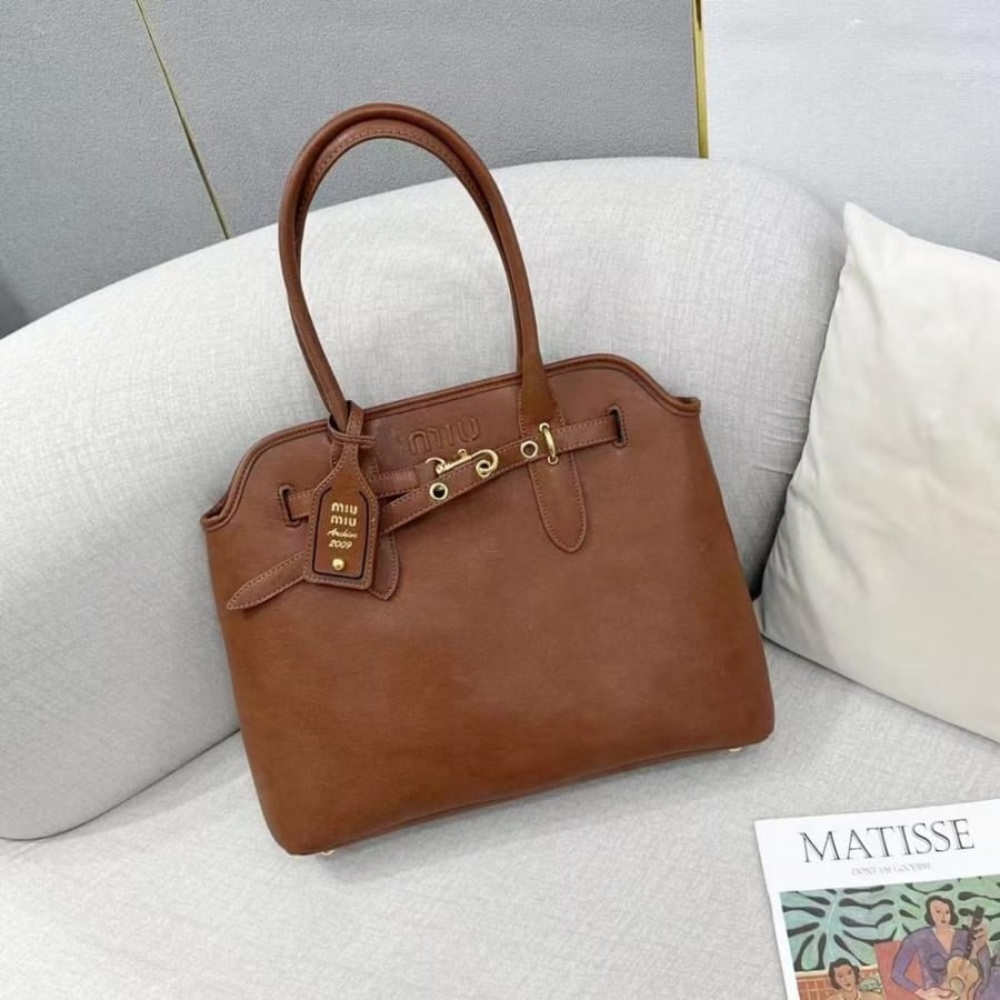 شنطة miumiu