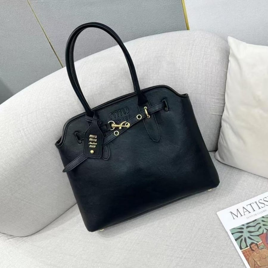 شنطة miumiu
