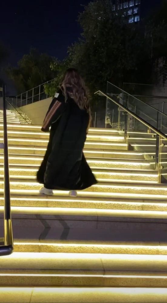 فروه نسائي مطرزه بسدو الاحمر _متجر مشاعر