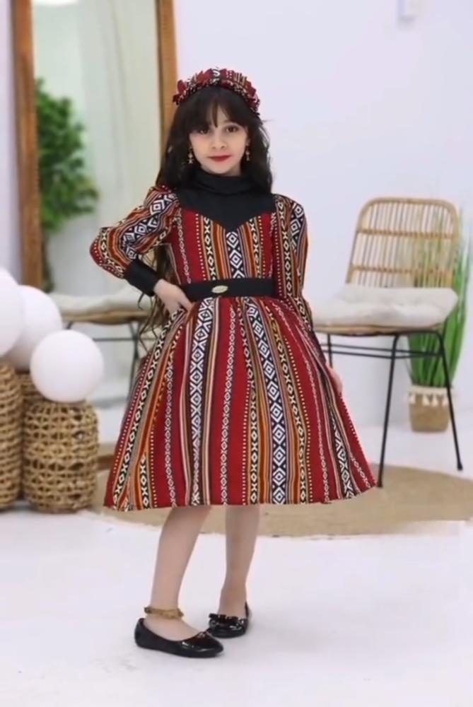 فستان يوم التأسيس الفخم
