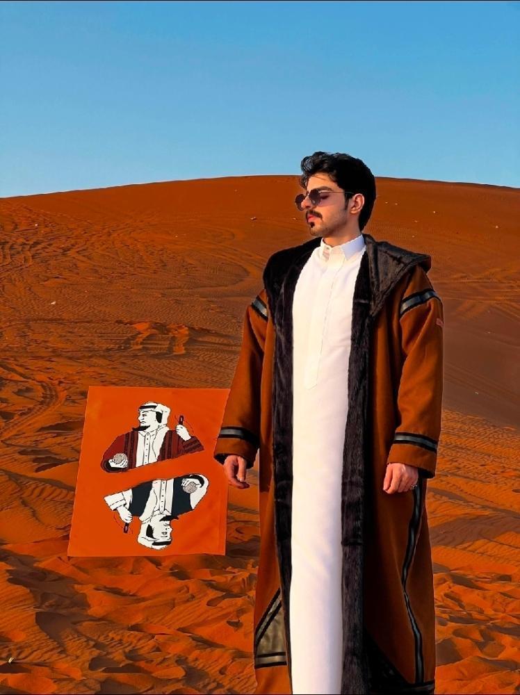 تصميم فروه ملكيه جوخ مبطن بالفرو