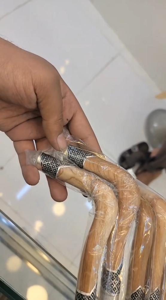 عصى عتم مميز