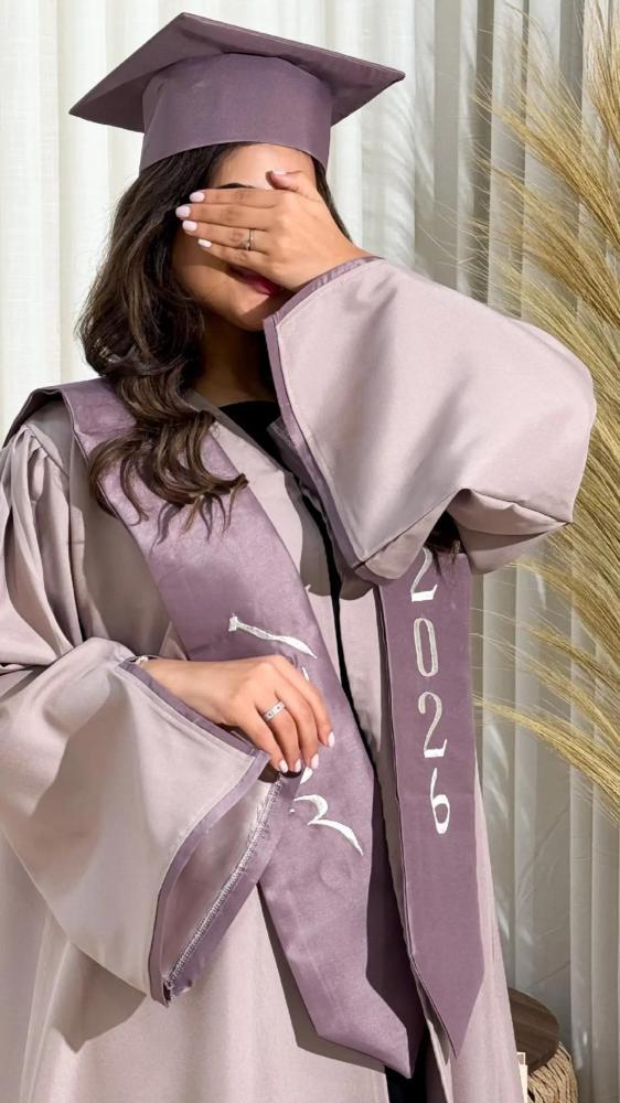 عبايه التخرج