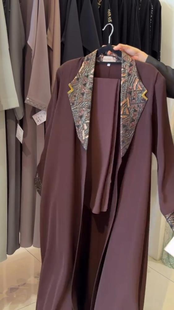 عباية باليزر باللون البني
