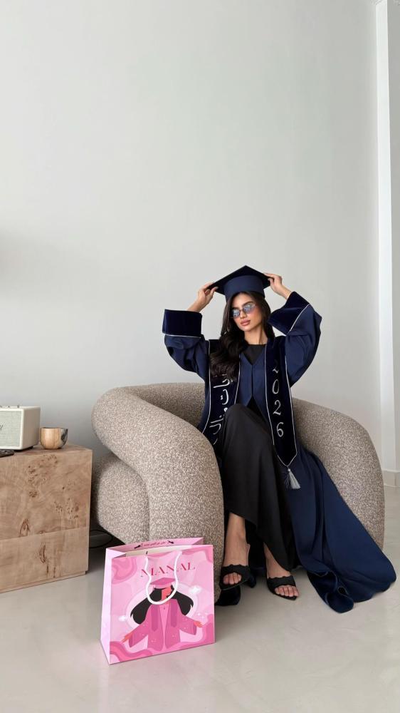 عبايه التخرج