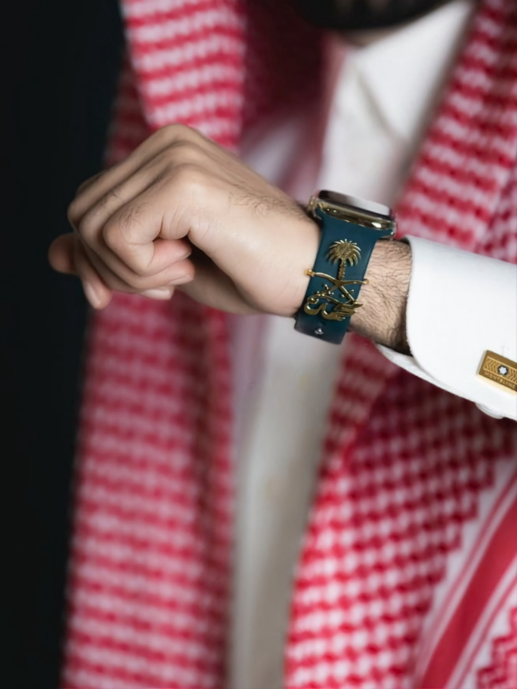 بروش ساعه اليوم الوطني بالاسم