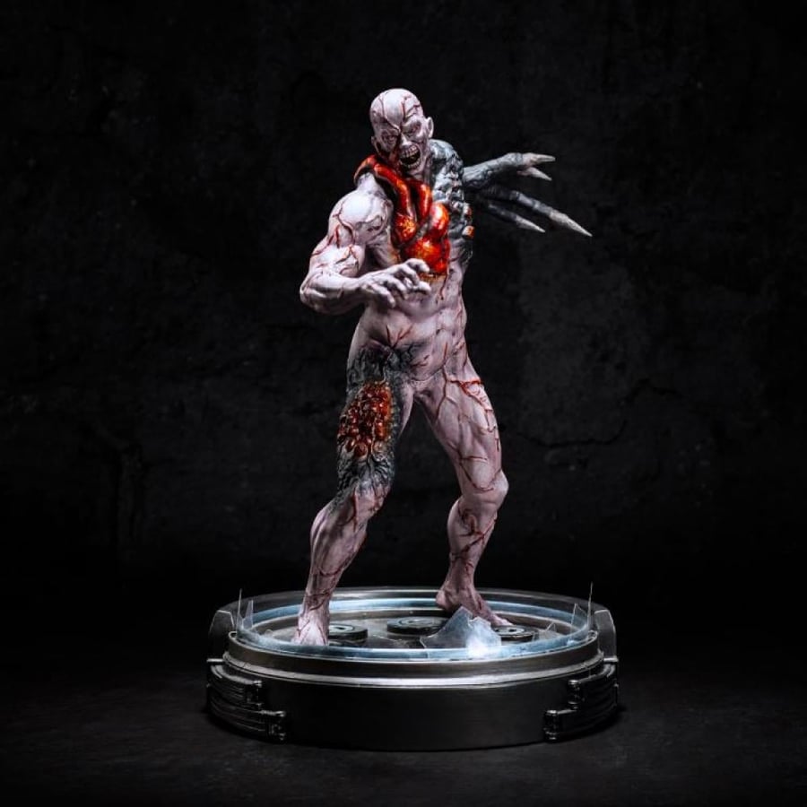 Resident Evil Tyrant T-002 Limited Edition Statue - مجسم ثابت تايرينت ريزيدينت ايفيل