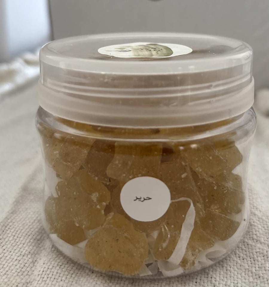 White silk (powder)