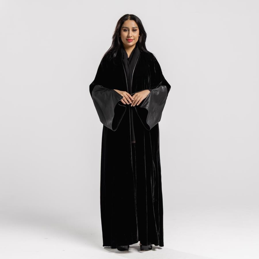 عباية لما