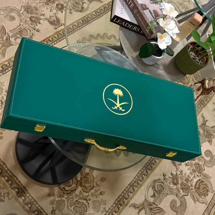 هدايا ملكيه فاخره