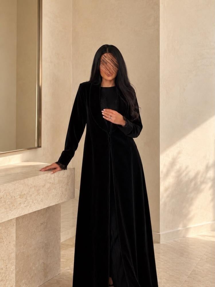 عباية بليزر شتوية عملية وراقية