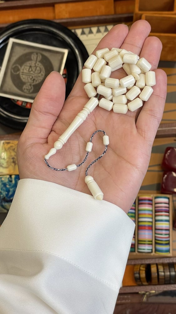 مسباح عظم جمل 7 ونصف في 11 ونصف مل من مسباح اليمامة
