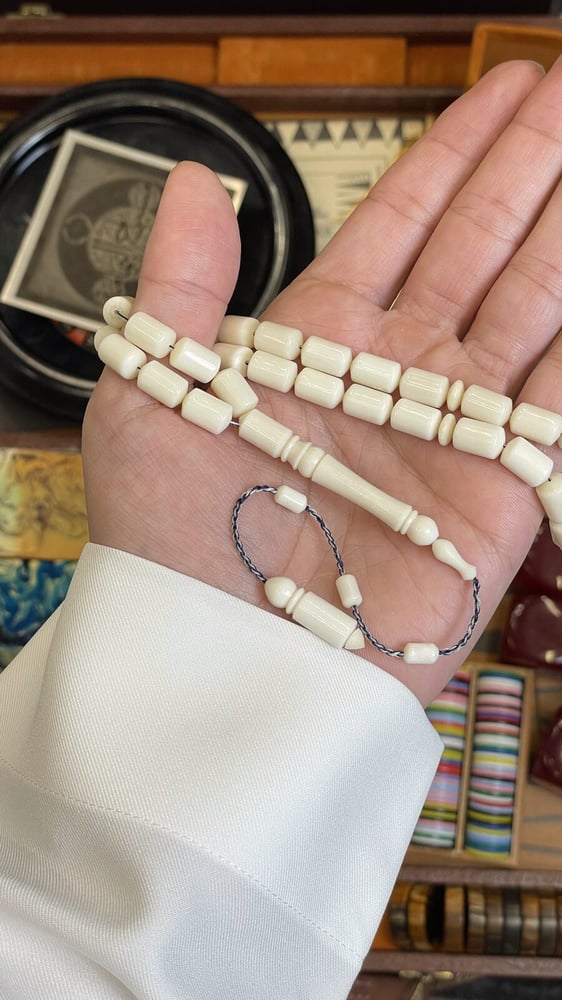 مسباح عظم جمل 7.5×11.5 مل – 33 خرزة بتمليكة