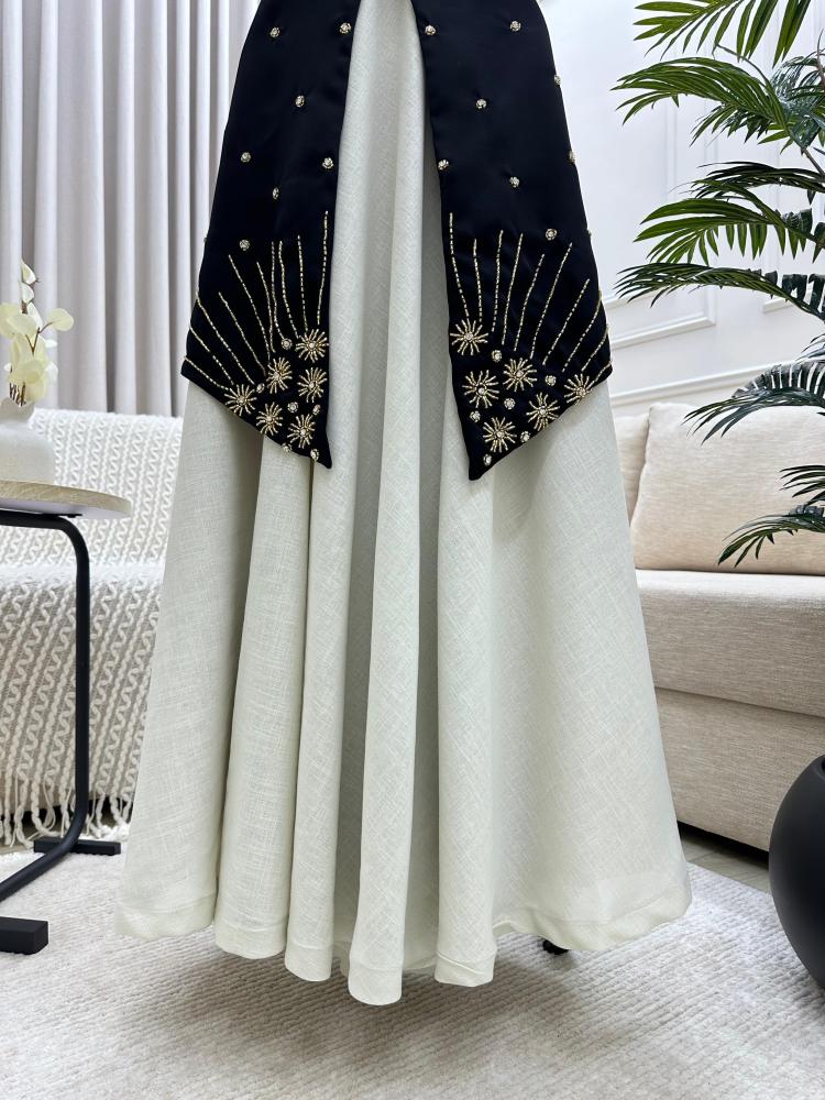 Elegant luxurious dress with luxurious finish
