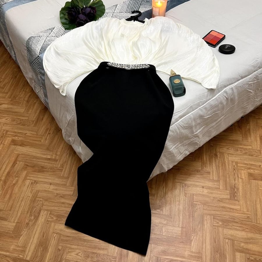 Soft dresses with crinkle
