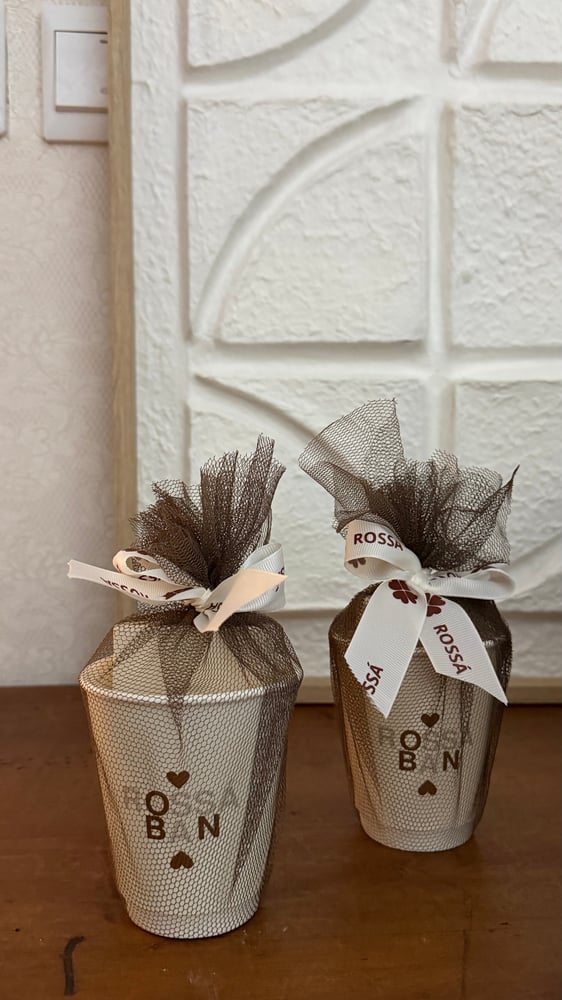 كوب وقهوه