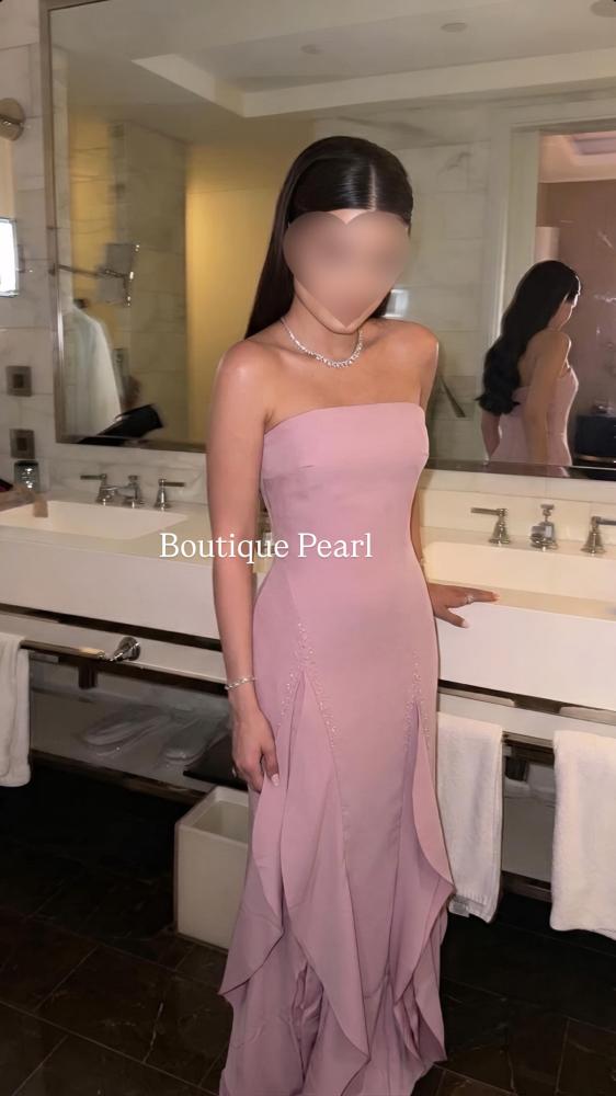 Pink dress
