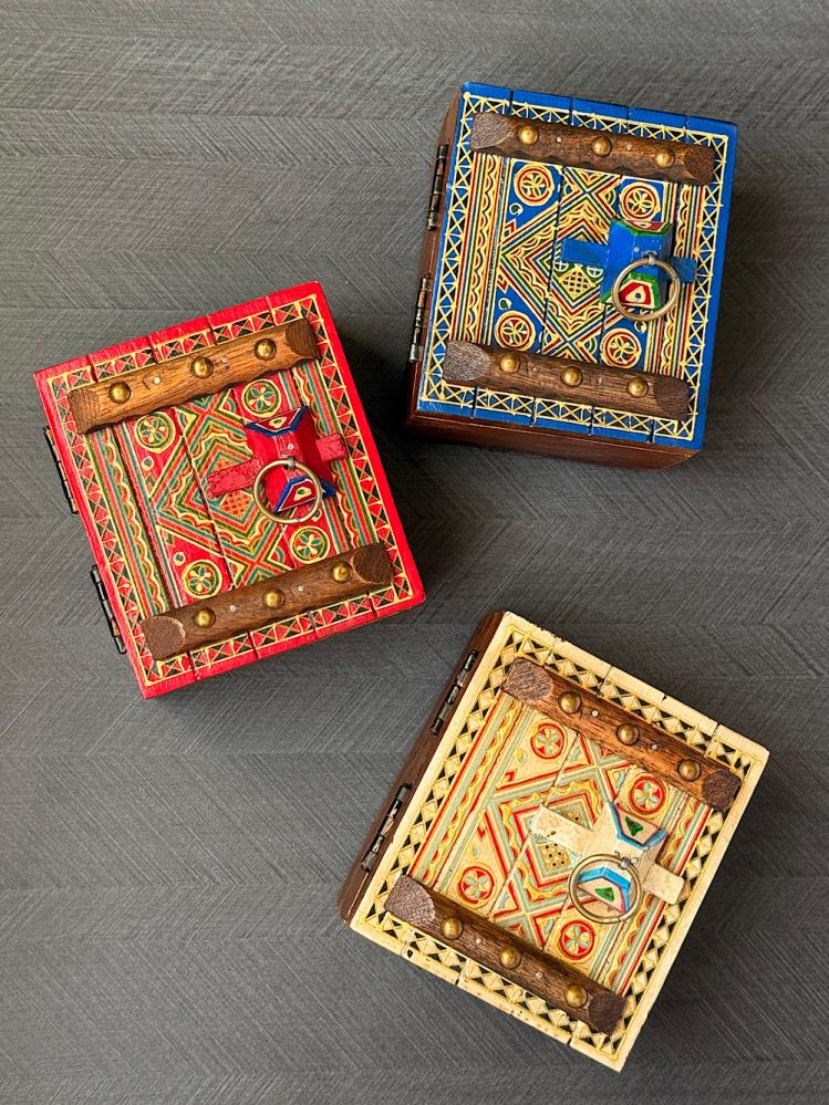 صندوق طراز الأبواب النجدية ميني