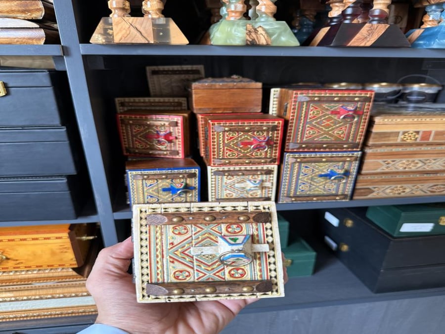 صندوق طراز الأبواب النجدية ميني