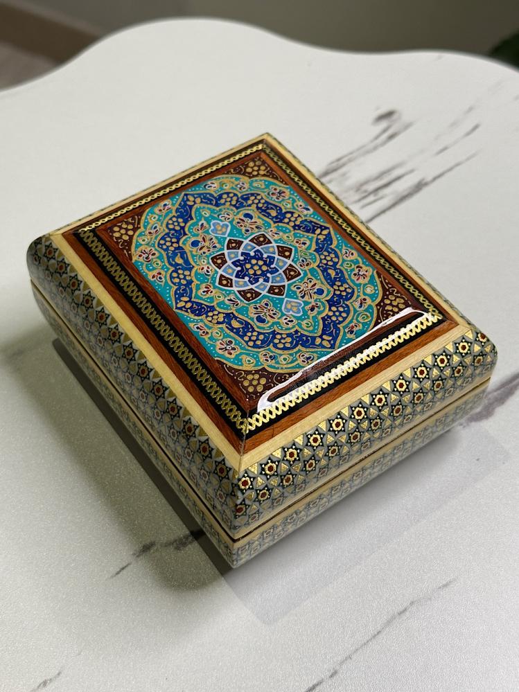 صندوق فل ختم نحاس وعاج