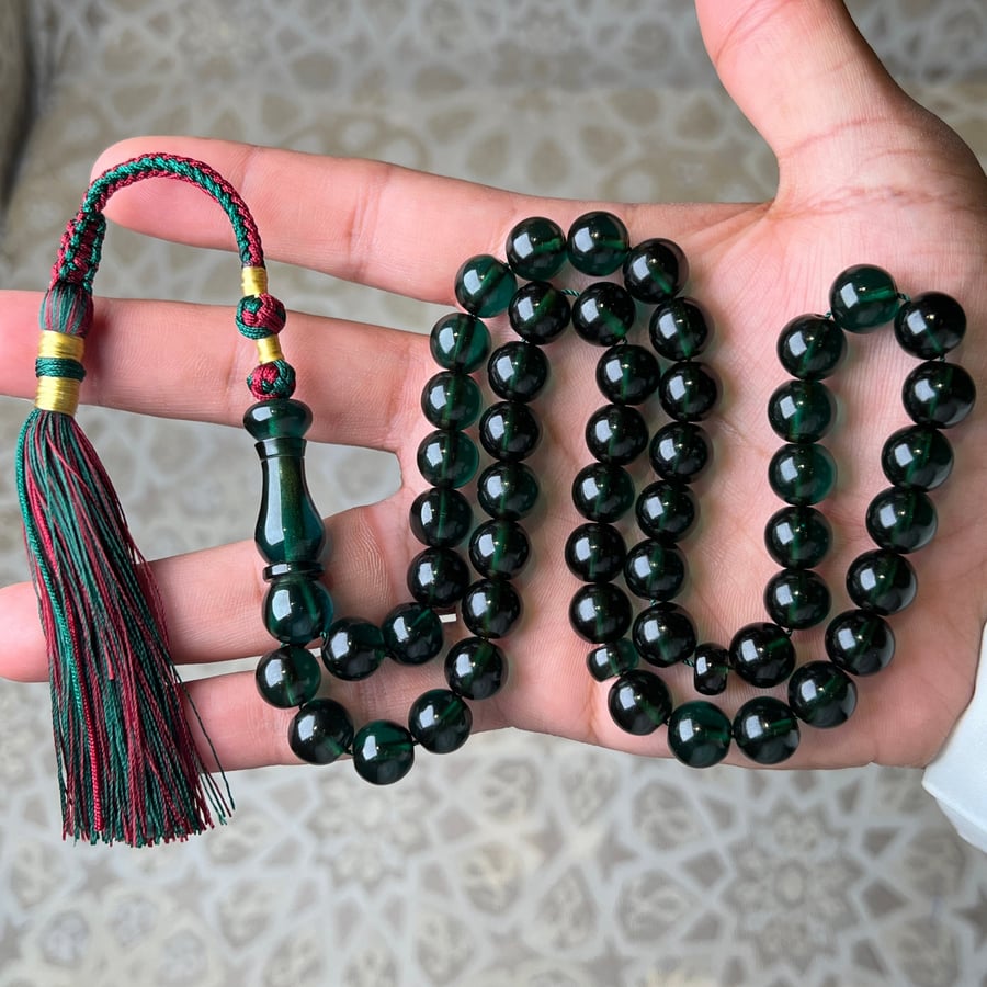 سبحة زعفراني أخضر شفاف