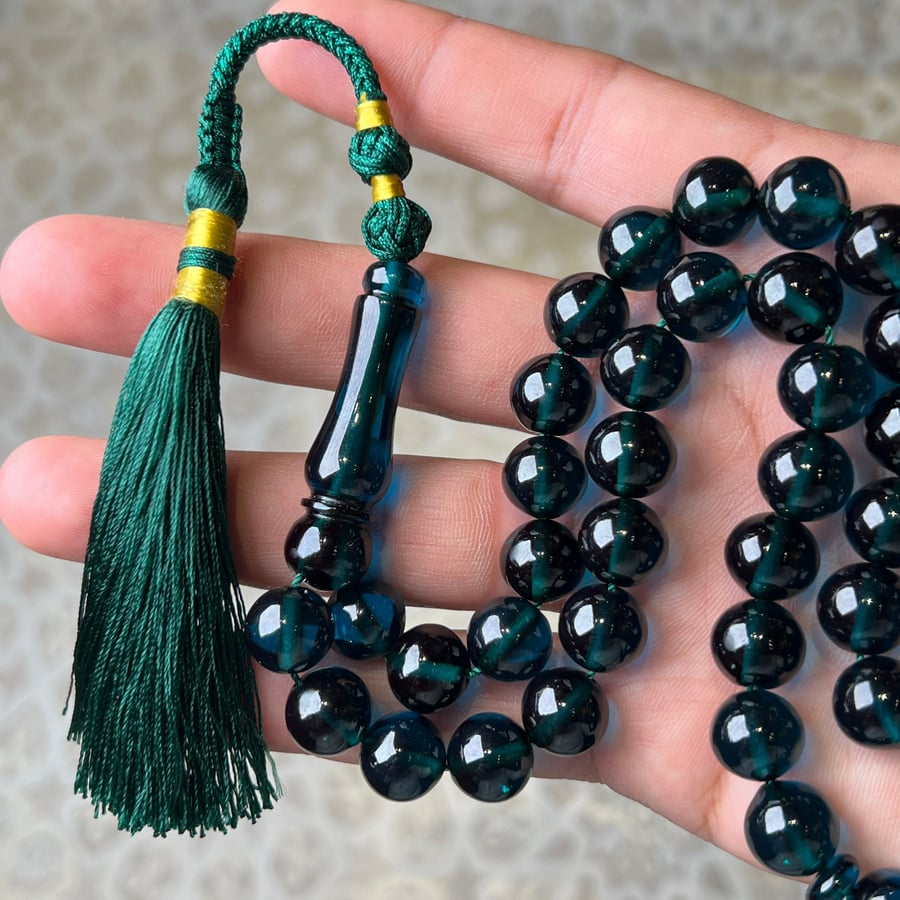 سبحة زعفراني أخضر حرباء