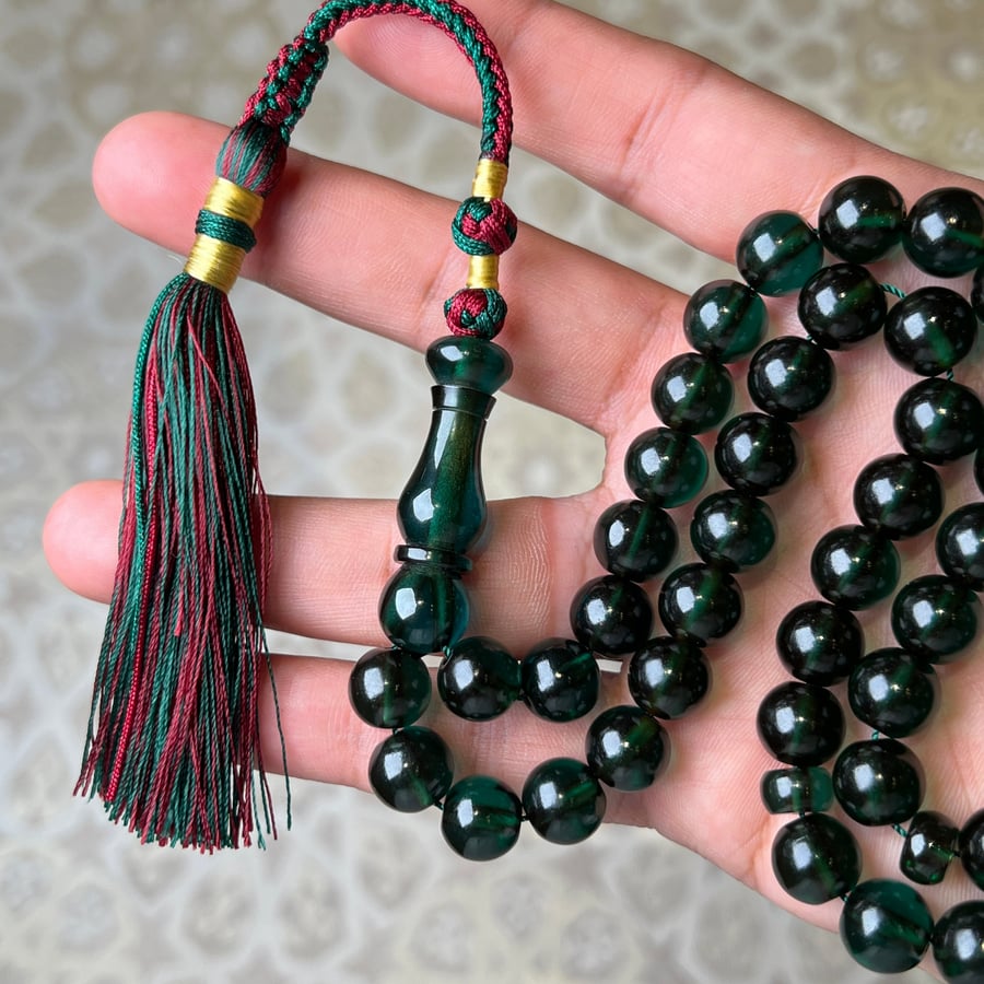 سبحة زعفراني أخضر شفاف