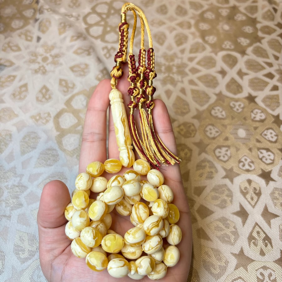 سبحة كهرمان كلنقرادي بيضاوي
