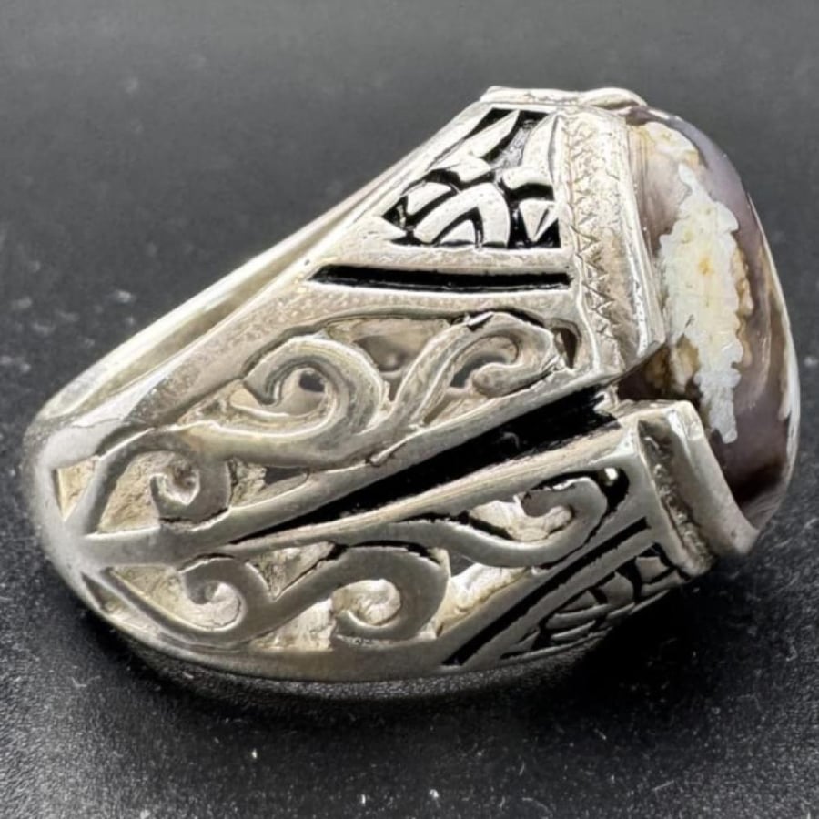 Spring flower, noble silver, heavy craftsmanship