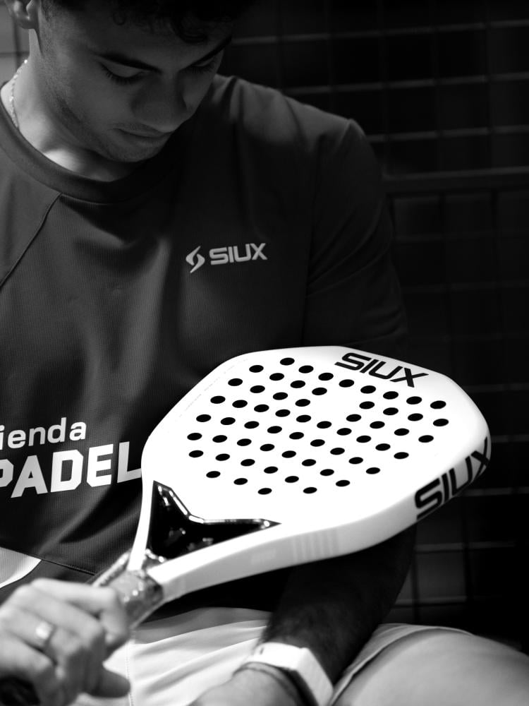 SIUX Fenix Pro SE II White Augsburger 2026 Padel Racket
