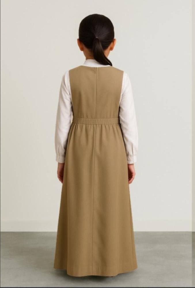 Girls' apron, beige color