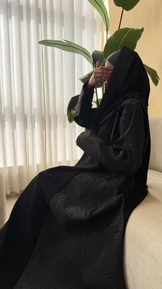 RN58, نوع القماش: جاكار اسود، قماش اسود ساده ياباني, نقشة الجاكار بشكل اخر مثل ماهو موضح في اخر صوره