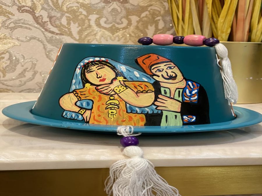 صينية الطربوش بالرسم اليدوي