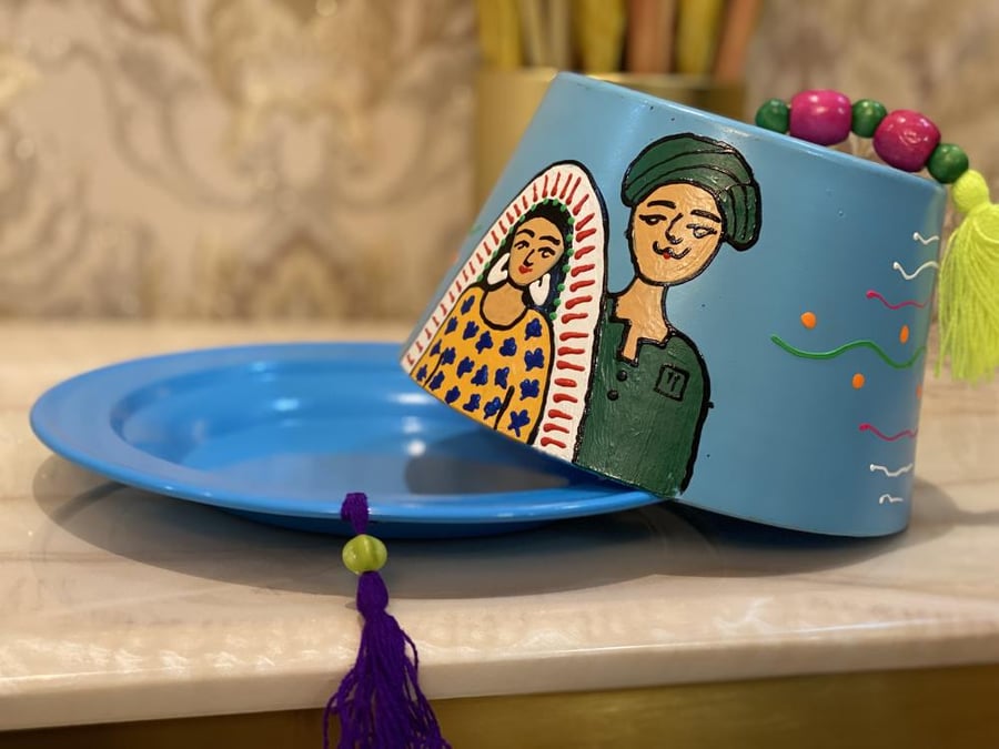 صينية الطربوش بالرسم اليدوي