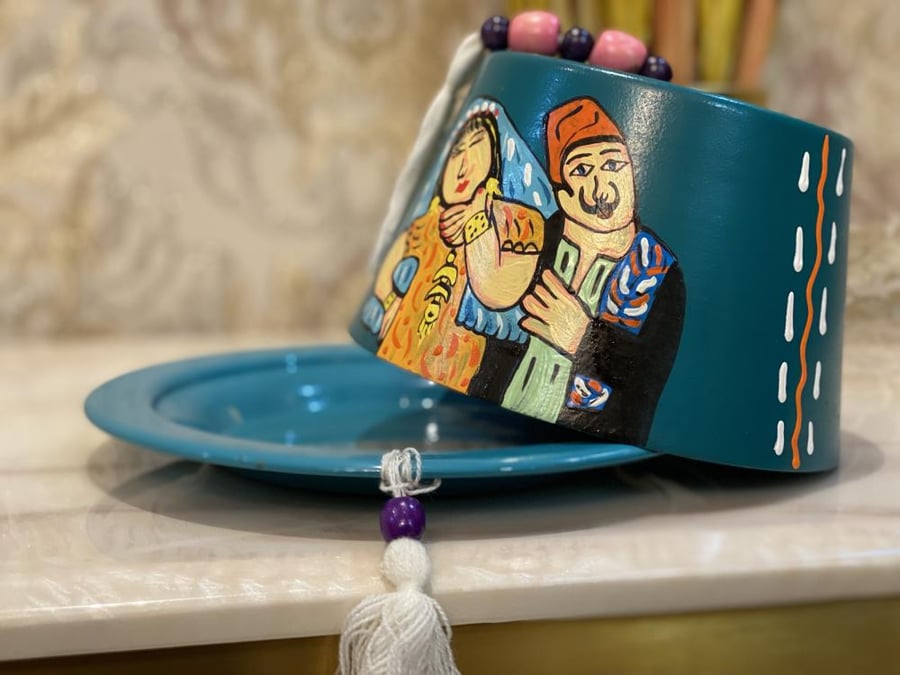 صينية الطربوش بالرسم اليدوي