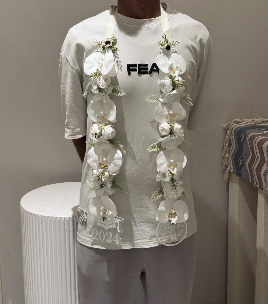 عقد ورد صناعي للتخرج | Graduation artificial flower necklace