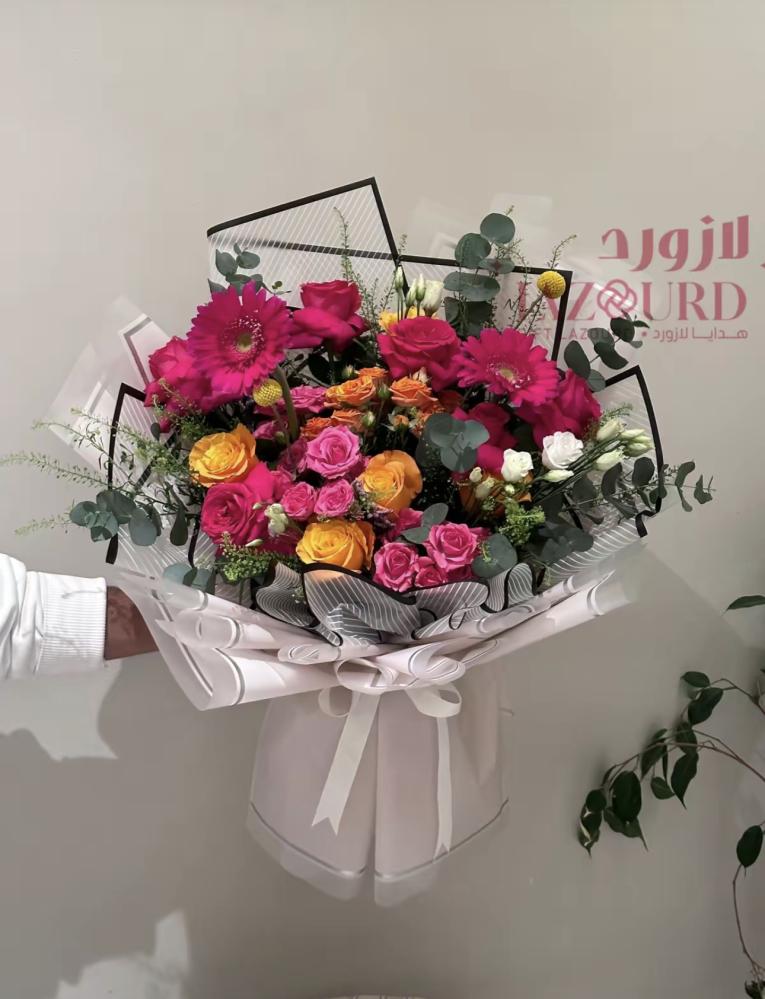 باقة ورد بالوان دانكن | Duncan's Colored Rose Bouquet