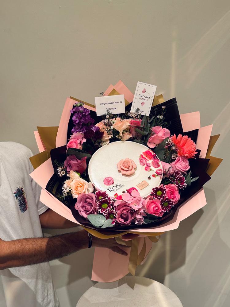 شوكلت فاخرة بستاني روز بتنسيق انيق | Luxury chocolate, Bostani Rose, elegant arrangement Luxury chocolate, Bostani Rose, elegant arrangement