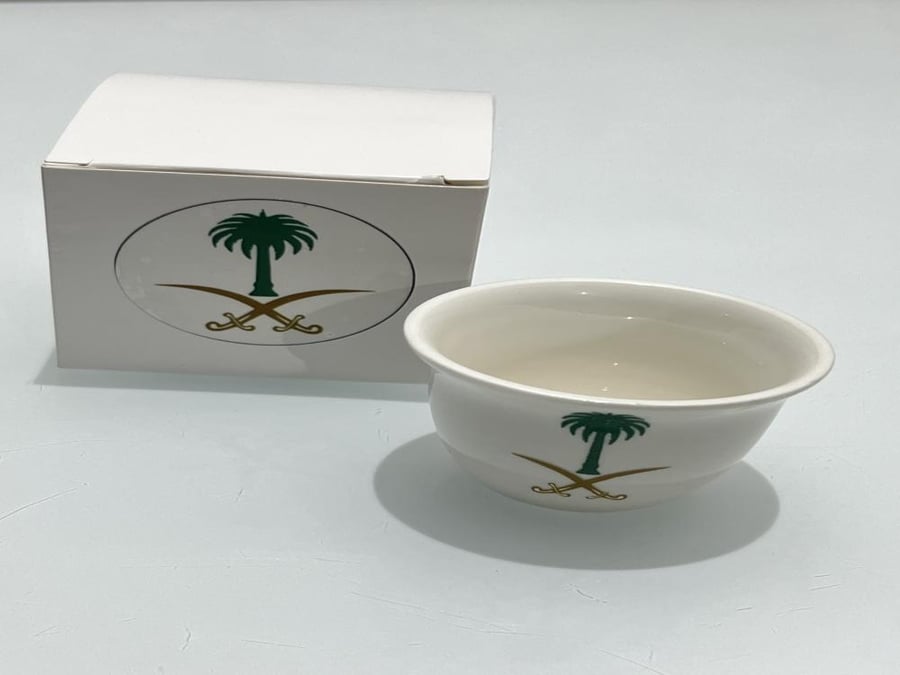 فنجان القهوة ( سيفين ونخلة )