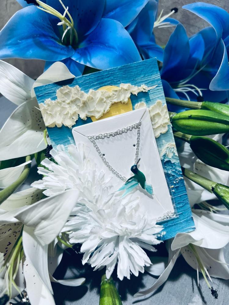 A distinguished necklace gift