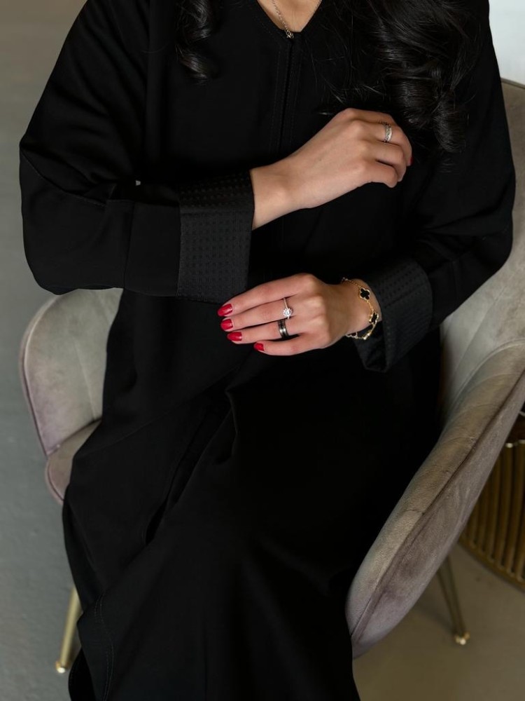 عباية وتين