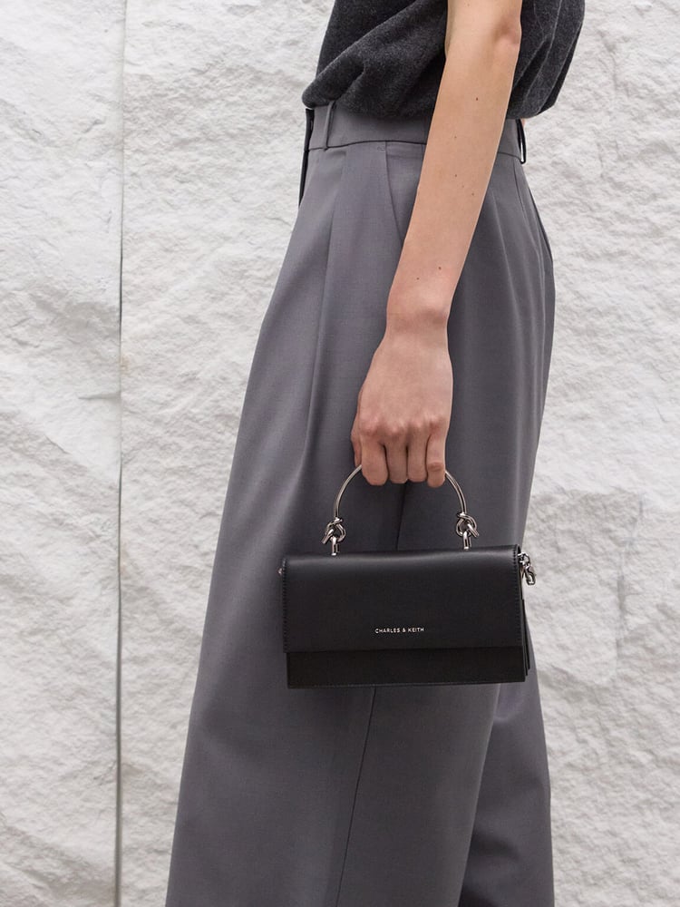 Kristine Sculptural-Handle Long Wallet - Noir