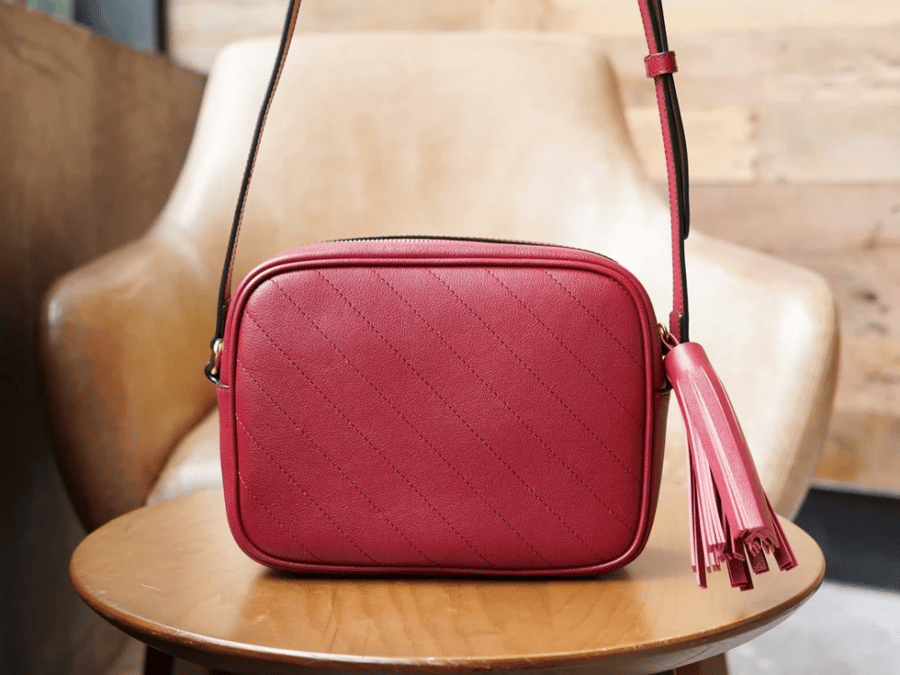 قوتشي BLONDIE مقاس 21cm