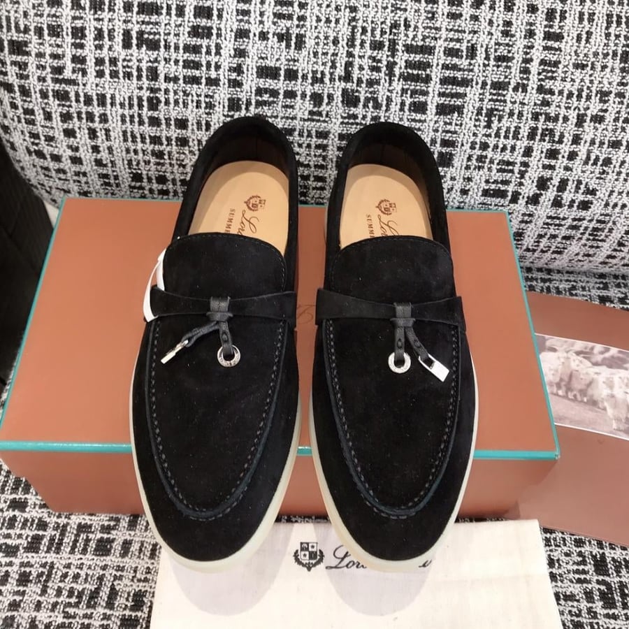 شوز لوربيانا