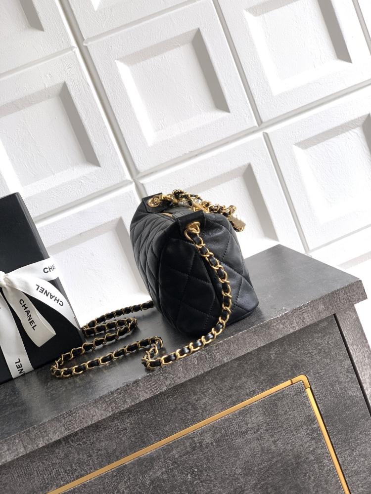 Chanel 23c size 23 cm