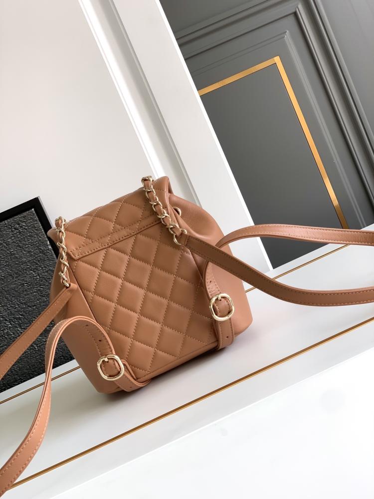 شانيل 24p مقاس 18.5 cm