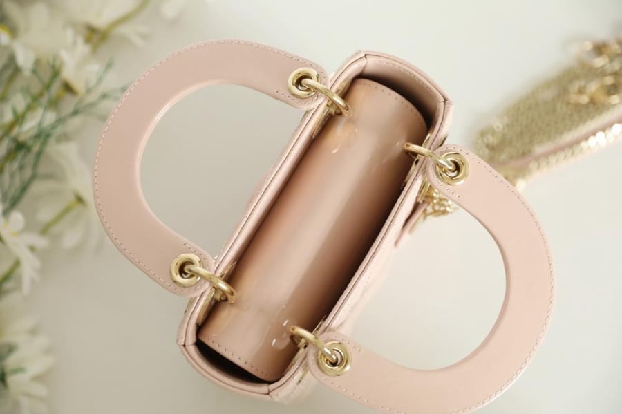 ليدي ديور ميني مقاس 17cm