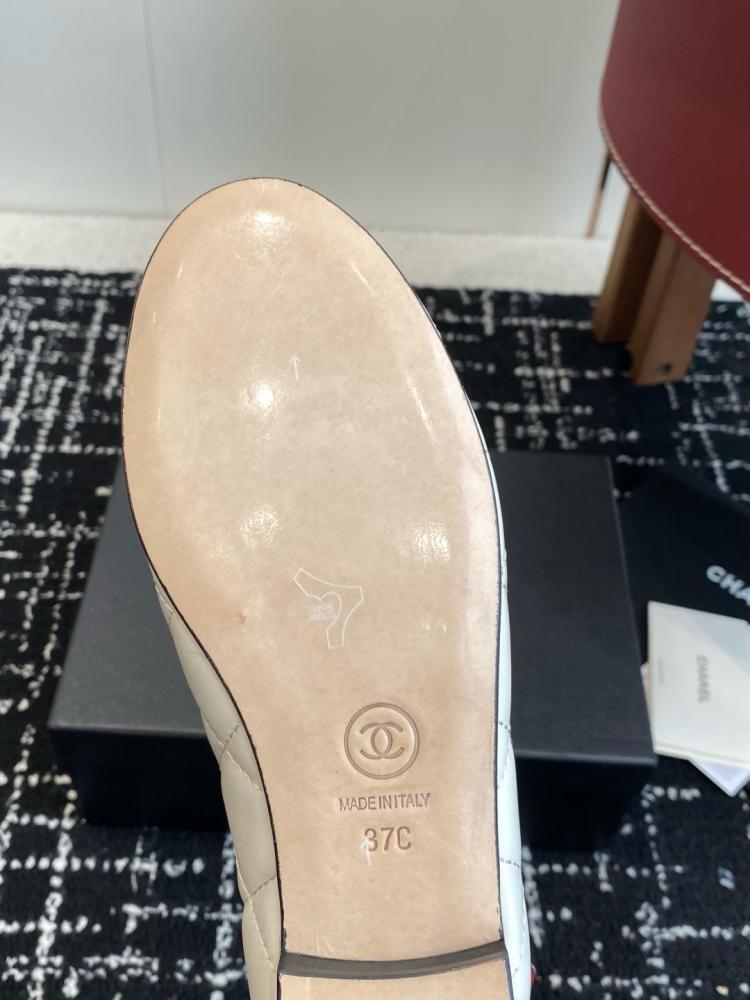 Chanel flat